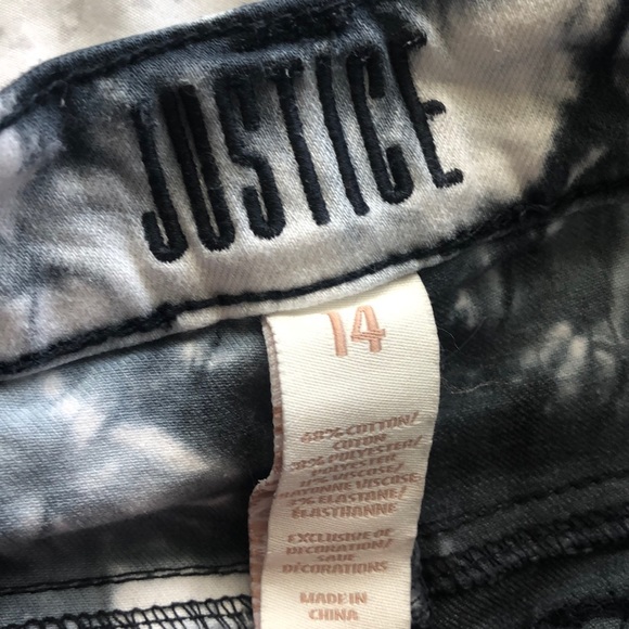 Black,gray,white jean shorts - Picture 2 of 2